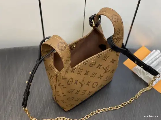 WIS BB LOUIS VUITTON Atlantis 0413